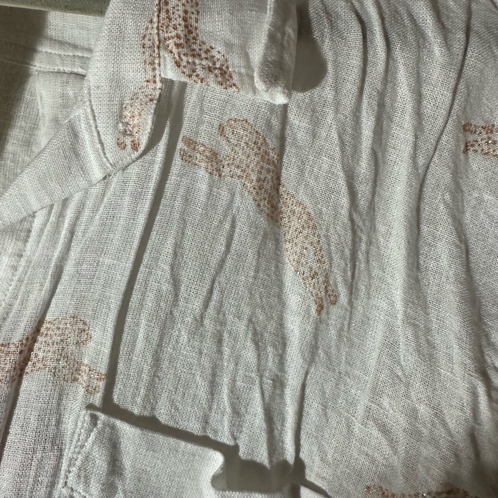 Rails Cream Button-Up Shirt with Subtle Pattern - Picture 3 of 5
